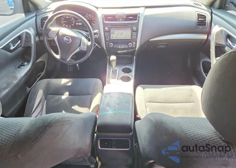 2015 Nissan Altima 2.5 Sv z USA, uszkodzony, nr VIN 1N4AL3AP3FC167524